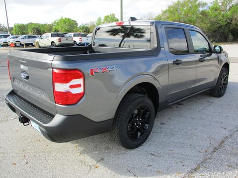 New 2025 Ford Maverick XLT w/ XLT Luxury Package AWD/4WD image 7