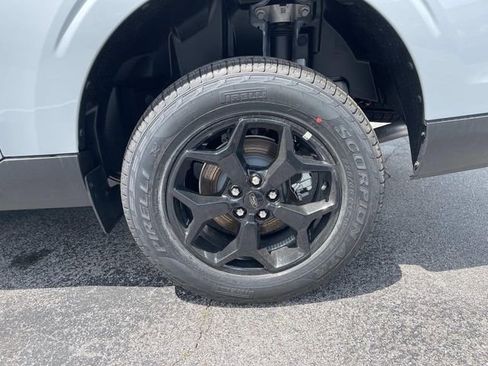 New 2025 Ford Maverick XLT w/ XLT Luxury Package image 14