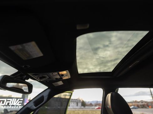 Used 2022 Toyota Tacoma TRD Pro image 29