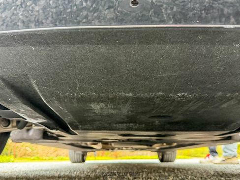 Used 2011 Rolls-Royce Ghost image 96