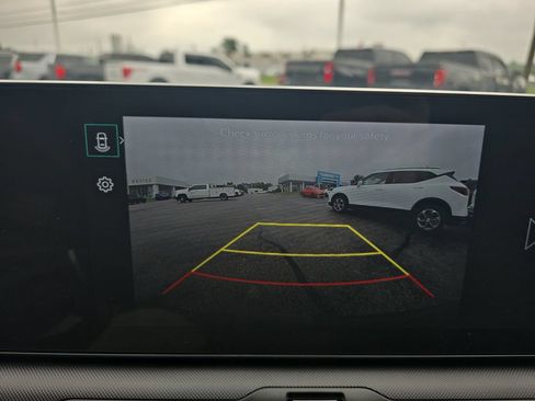 Used 2025 Kia K4 FWD image 33