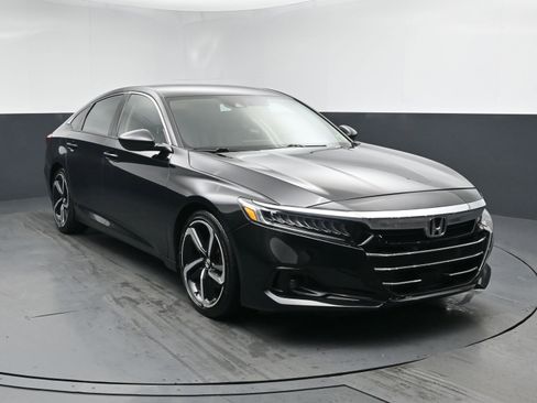 Used 2021 Honda Accord Sport Special Edition image 2