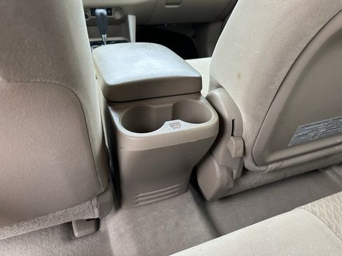 Used 2011 Toyota Tacoma PreRunner image 21