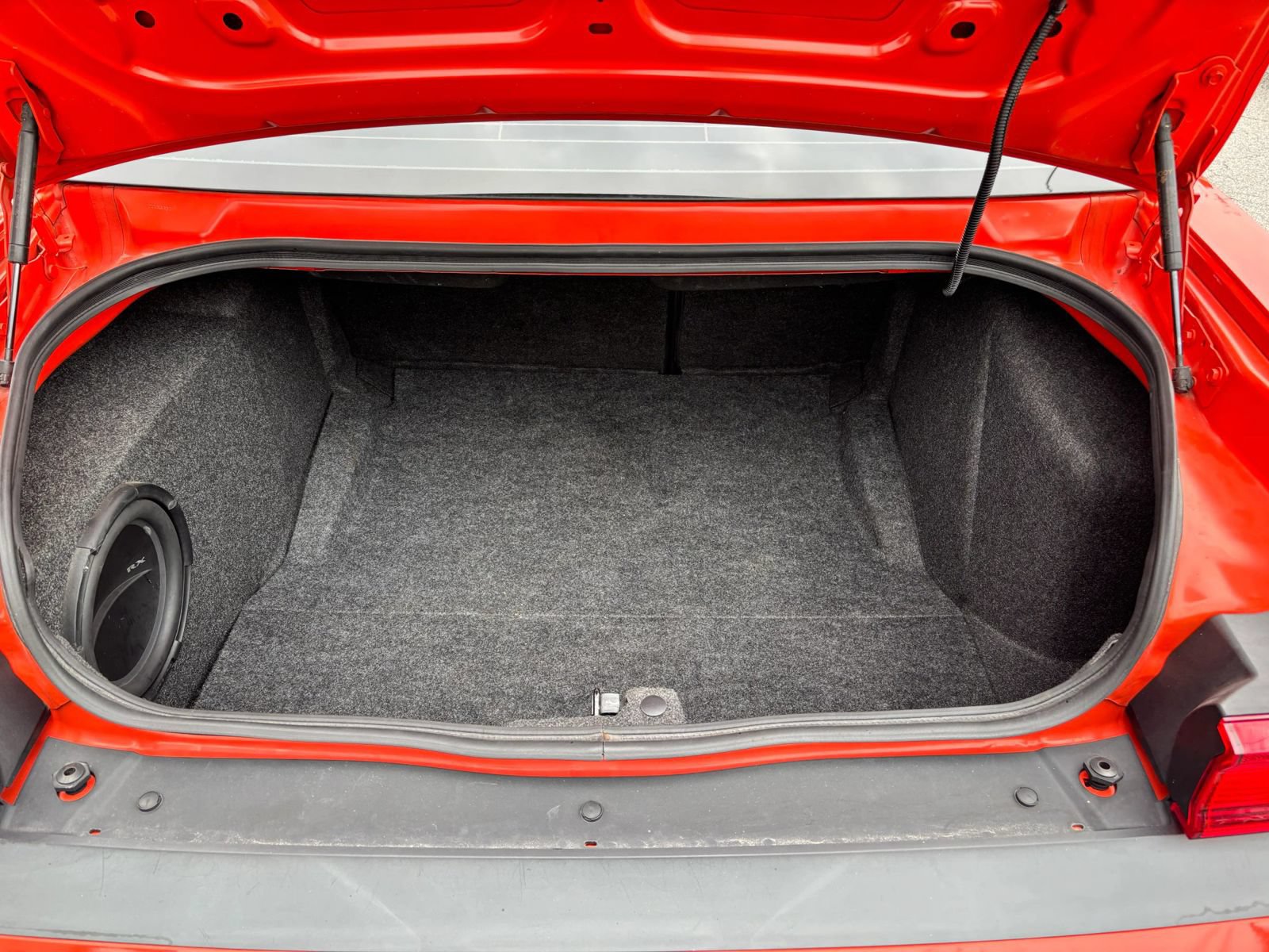 Used 2009 Dodge Challenger R/T RWD image 18