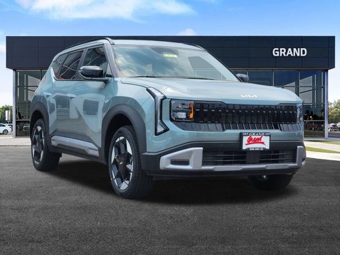 New 2027 Kia Seltos EX AWD/4WD image 2