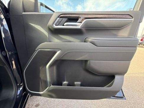 New 2026 GMC Sierra 1500 SLE image 28