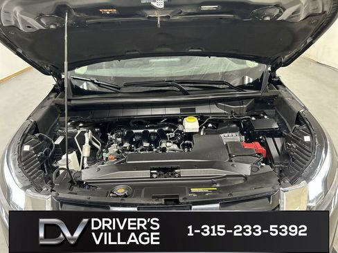 Used 2023 Nissan Pathfinder S AWD/4WD image 24