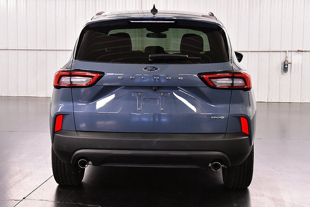 Used 2025 Ford Escape ST-Line Select AWD/4WD image 6