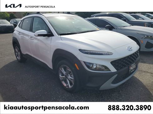 Used 2023 Hyundai Kona SEL image 1