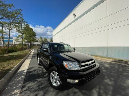 Used 2005 Toyota 4Runner SR5 image 6