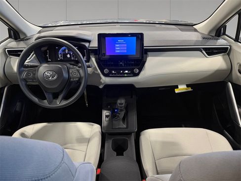 New 2026 Toyota Corolla Cross L image 12