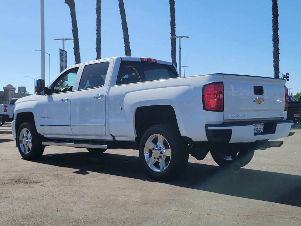 Used 2017 Chevrolet Silverado 2500 LT w/ Custom Sport Edition RWD image 2