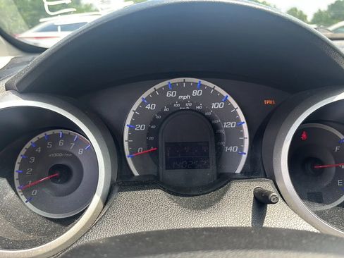Used 2010 Honda Fit Sport image 4