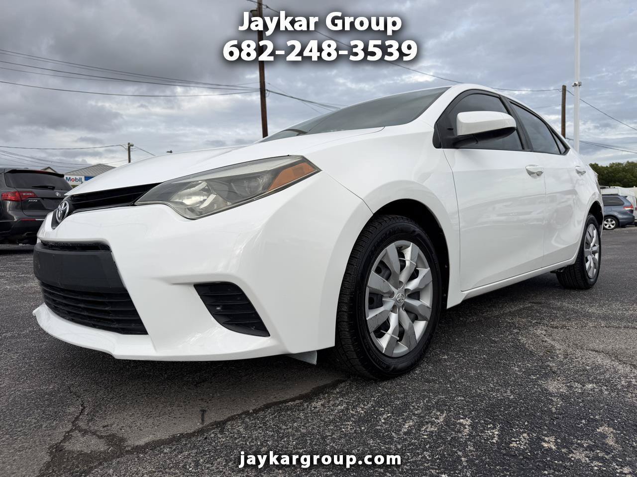 Used 2014 Toyota Corolla LE FWD image 1
