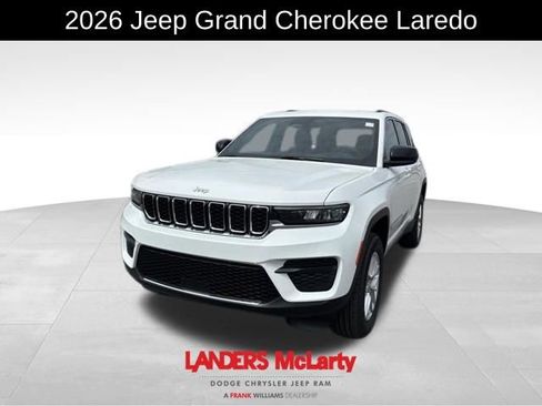 New 2026 Jeep Grand Cherokee Laredo AWD/4WD image 2
