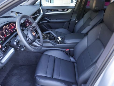 New 2026 Porsche Cayenne S AWD/4WD image 17