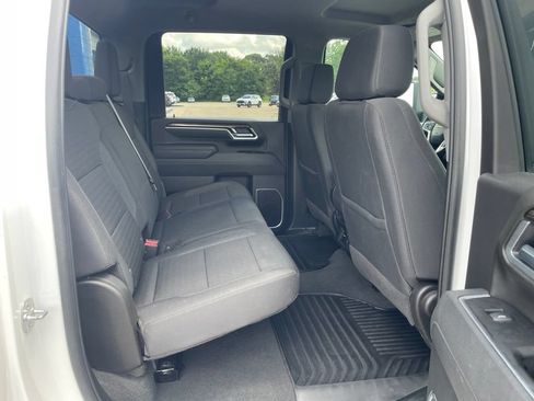 Used 2025 Chevrolet Silverado 2500 LT w/ Convenience Package AWD/4WD image 38