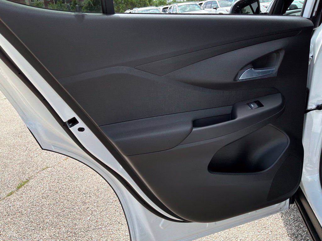 New 2026 Buick Envista Sport Touring w/ Convenience I Package FWD image 25