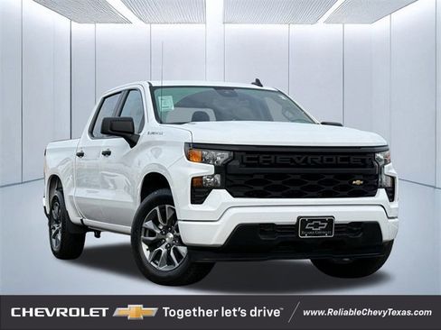 Certified 2025 Chevrolet Silverado 1500 Custom image 1