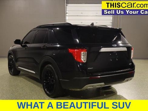 Used 2022 Ford Explorer XLT w/ Equipment Group 202A AWD/4WD image 6