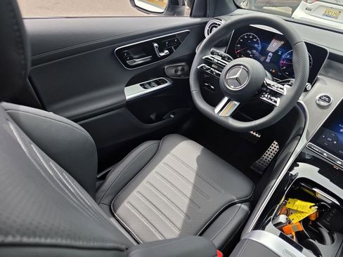 New 2026 Mercedes-Benz GLC 300 image 27