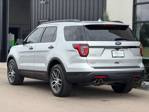 Used 2019 Ford Explorer Sport w/ Equipment Group 401A AWD/4WD image 3