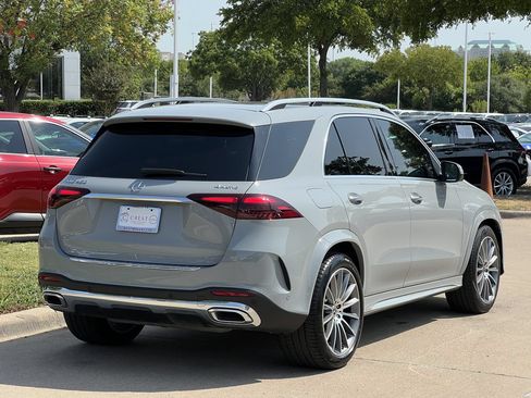 Used 2025 Mercedes-Benz GLE 450 4MATIC w/ AMG Line Exterior image 4