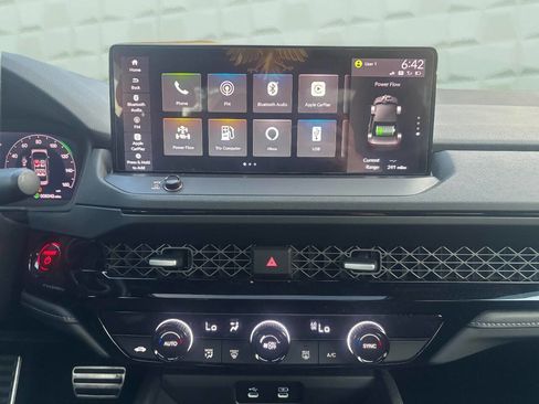 Used 2024 Honda Accord Sport image 25