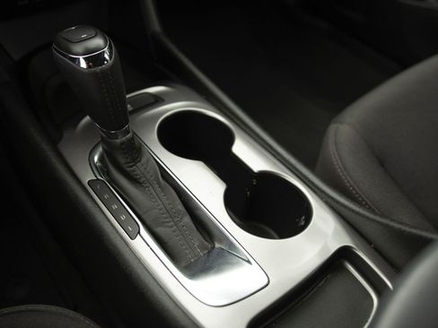Used 2020 Chevrolet Malibu RS FWD image 10