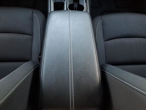 Used 2024 Nissan Altima 2.5 SV image 18