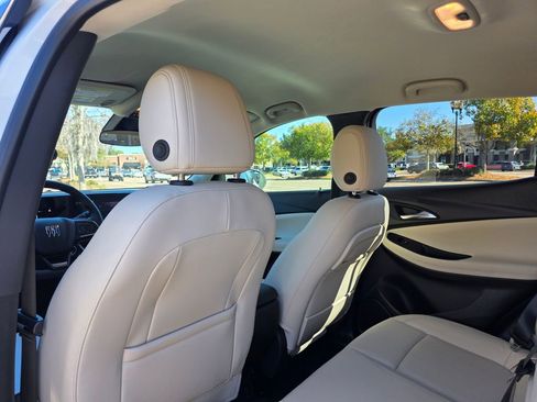 Used 2025 Buick Encore GX Sport Touring w/ Comfort Package image 27