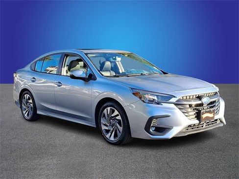 Used 2024 Subaru Legacy Limited image 3