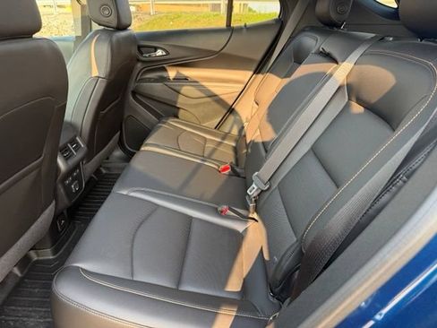 Used 2019 Chevrolet Equinox Premier AWD/4WD image 19