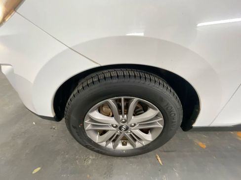 Used 2014 Hyundai Tucson SE image 29