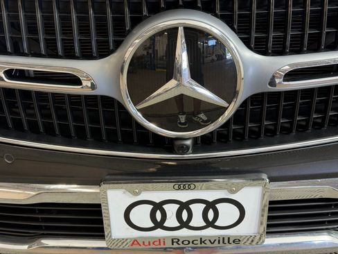 Used 2023 Mercedes-Benz GLC 300 4MATIC image 25