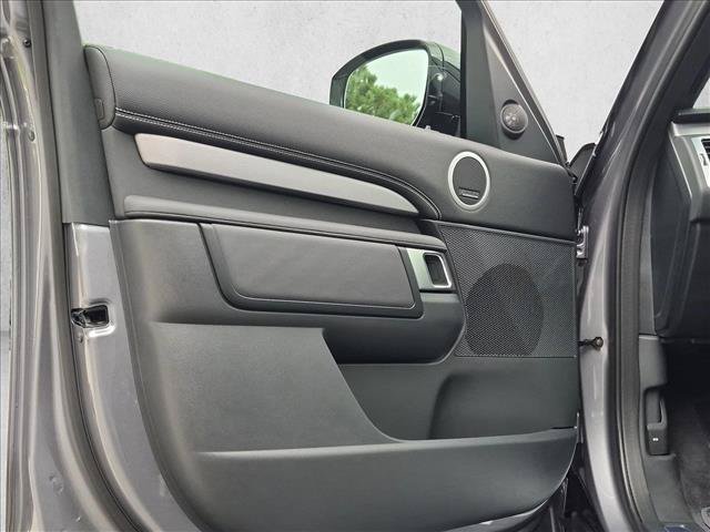 New 2026 Land Rover Discovery Limited Edition AWD/4WD image 9
