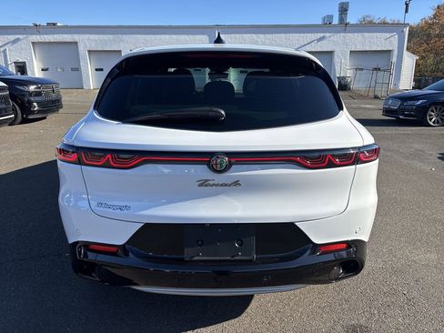 Used 2024 Alfa Romeo Tonale Ti image 4