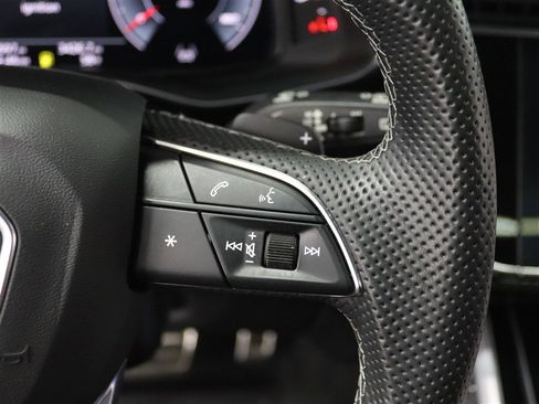 Used 2021 Audi SQ8 Prestige w/ Prestige Package image 33