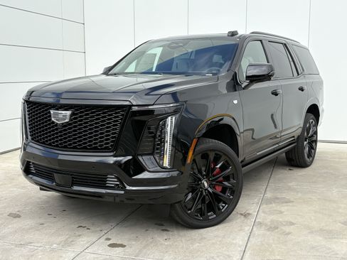 New 2026 Cadillac Escalade Platinum Sport w/ LPO, ONYX Package AWD/4WD image 2