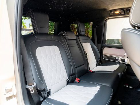 Used 2025 Mercedes-Benz G 63 AMG 4MATIC image 87