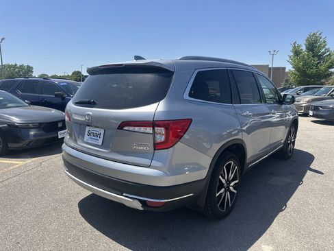 Used 2021 Honda Pilot Touring image 4