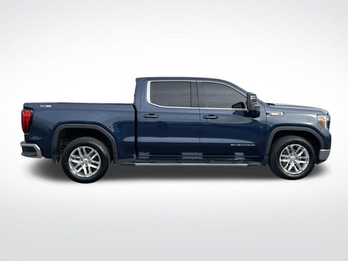 Used 2021 GMC Sierra 1500 SLE w/ X31 Off-Road Package image 2