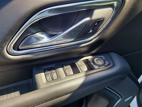 Used 2023 Chevrolet Tahoe Z71 image 16