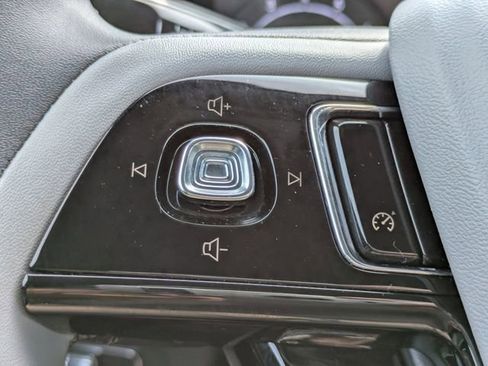 Certified 2022 Lincoln Corsair FWD w/ Equipment Group 101A image 24