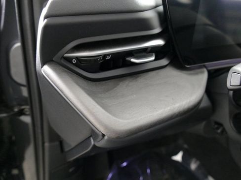 Used 2025 Audi Q5 Premium Plus w/ Premium Plus AWD/4WD image 14