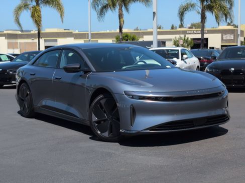 Used 2024 Lucid Air Touring AWD/4WD image 2