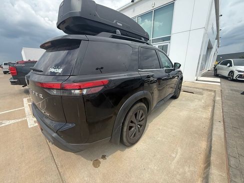 Used 2022 Nissan Pathfinder SV w/ SV Premium Package AWD/4WD image 6