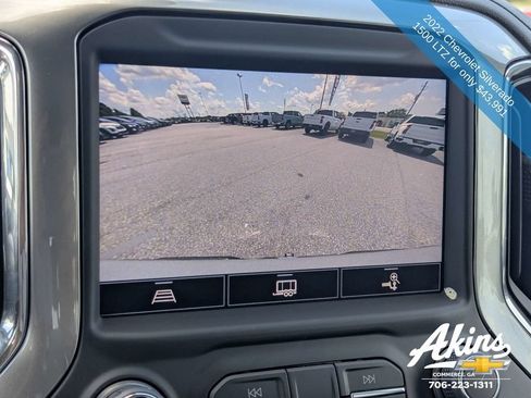 Used 2022 Chevrolet Silverado 1500 LTZ AWD/4WD image 21