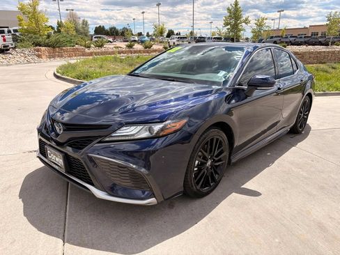 Used 2022 Toyota Camry XSE w/ Navigation Upgrade Package FWD image 3