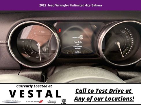 Used 2022 Jeep Wrangler Unlimited Sahara AWD/4WD image 17